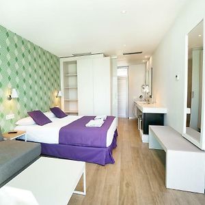 Habitación con 2 Camas Individuales en Edificio Anexo
